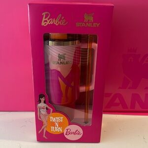 Stanley X Barbie - Twist N Turn Barbie